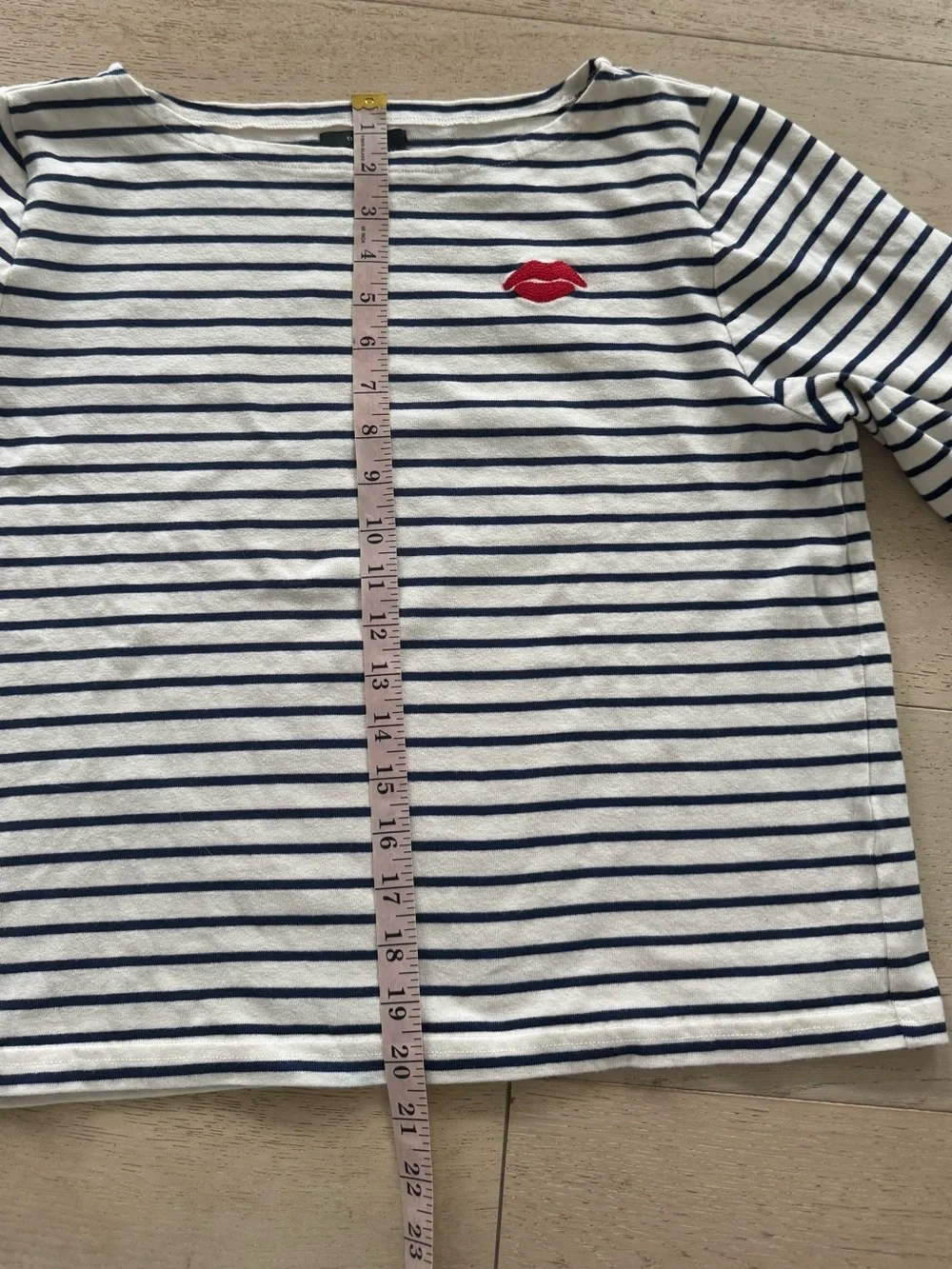 J crew Classic mariner cloth boatneck T-shirt with embroidery lips kiss